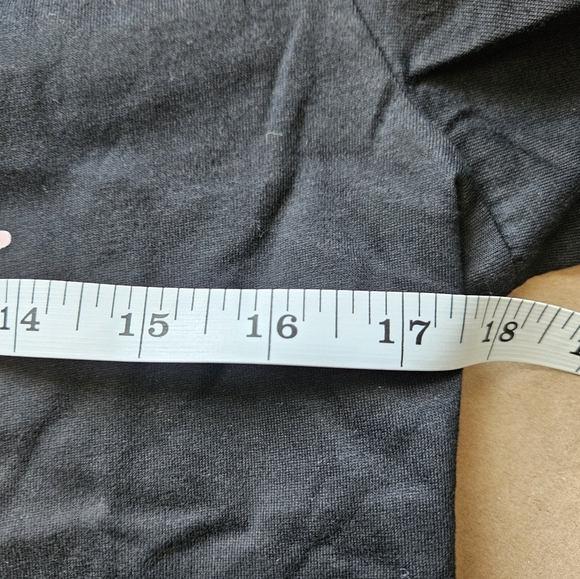 Women's size small t-shirt perfectly imperfect nwot - Picture 5 of 6